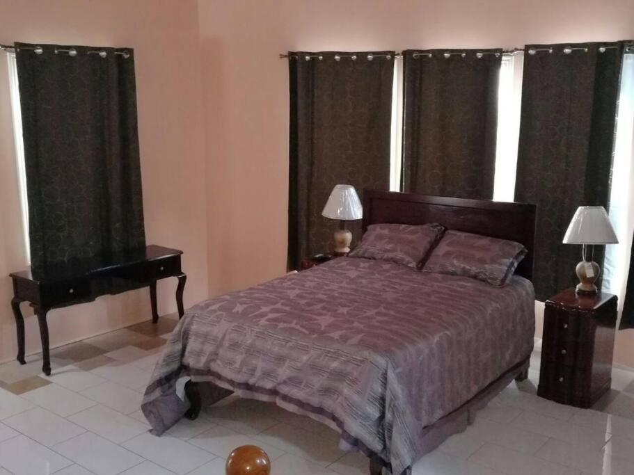 A Lovely Jamaican Get-Away Кінгстон Екстер'єр фото